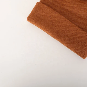 Bonnets de manchette d'hiver unisexes de couleur unie tricotés sur mesure avec broderie pour les voyages quotidiens en plein air - Product Image 3