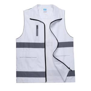 Gilet de sécurité en toile respirante avec logo personnalisé pour hommes, de grande taille, style décontracté et imperméable, pour la saison de printemps, bas quantité minimale de commande - Product Image 6