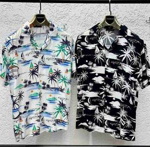 Camisa Moderna de Manga Corta para Hombre con Estampado Floral, Corte Holgado, Tela Satén Ligera, Diseño Elegante de Verano, Ropa Casual para Vacaciones - Product Image 4
