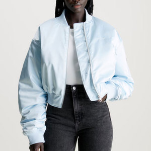 Venta caliente nueva chaqueta Bomber corta para mujer diseño universitario de moda en tela de punto transpirable de manga larga de satén - Product Image 4