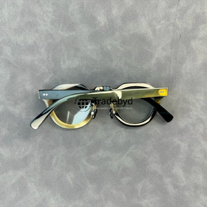 Gafas ópticas de cuerno de búfalo con estilo Marco de gafas de cuerno de lujo hecho a mano para uso diario juvenil de Tradebyd - Product Image 5