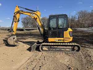 Mini-excavatrice JCB 85Z-1 |   Excavatrice hydraulique compacte de 8,5 tonnes pour la construction, l'aménagement paysager et l'exploitation minière - Product Image 3