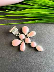 จี้แมลงปอสีชมพูเปลือกโอปอลสีเงินสเตอริงประดับอัญมณีสไตล์โบโฮทำด้วยมือ - Product Image 2