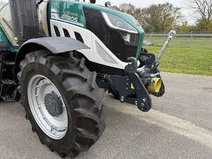 รถแทรกเตอร์ฟาร์ม Arbos P5130 5100 - 5130 4WD เครื่องยนต์ Deutz พร้อมปั๊ม 140 แรงม้า ทนทานและพร้อมจัดส่ง (ใหม่และมือสอง) - Product Image 3