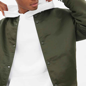 Vente en gros de vestes en satin de haute qualité sur mesure pour hommes pour l'hiver printemps grande taille 2025 avec logo polyester satin soie matériel - Product Image 5
