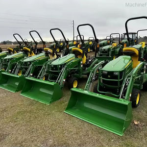 Tractor John Deere 1025R de 24 HP HST Usado y Nuevo con Cargador y Pala en Venta - Product Image 5