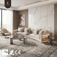 Sofá Seccional Curvo de Lujo con Luz LED Integrada, Tapizado en Tela Beige Premium para Salas de Estar Modernas y Espacios de Villas