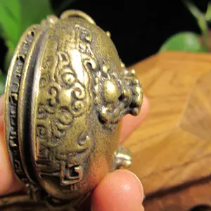 เตาเผากำยานทองเหลืองแบบเรียบง่ายสำหรับใช้ทางศาสนา พร้อมรูปทรง/ขนาดที่ออกแบบเองได้ เป็นธรรมชาติและทนทาน - Product Image 5