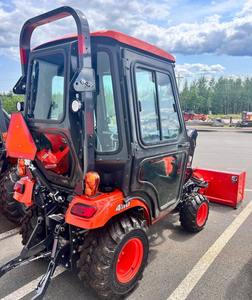 รถแทรกเตอร์มือสอง Kubota BX2380 พร้อมห้องโดยสาร รวมถึงเครื่องเป่าหิมะด้านหน้า - Product Image 4