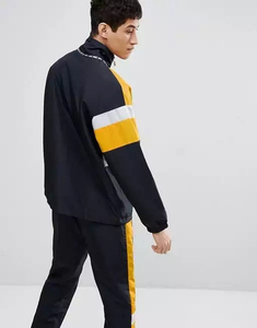 Chaquetas de manga larga con cremallera de secado rápido, conjuntos de pantalones cortos cortavientos, ropa de calle con logotipo personalizado para hombres, chándales de alta calidad 2025 - Product Image 6