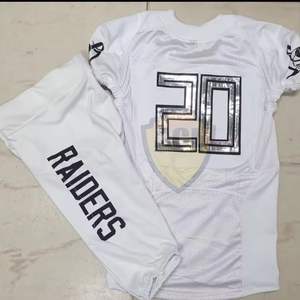 Uniforme de Fútbol Americano de Manga Corta Transpirable de Último Diseño, Calidad Premium, Personalizable, Ligero, Unisex para Adultos - Product Image 1