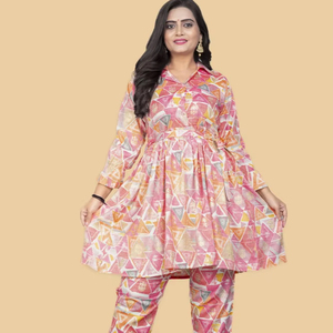 Elegante conjunto de estampado de lámina de tela de rayón para madre y bebé para sesiones de fotos familiares y trajes de fiesta estilo étnico - Product Image 1