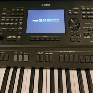 คีย์บอร์ด Yamaha PSR SX900 Arranger Workstation สภาพดีเยี่ยม ขายดีที่สุด - Product Image 1