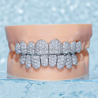 Vente chaude personnalisé plaqué or Sterling VVS Moissanite diamant dents Grillz sur mesure pour les mariages fiançailles des hommes