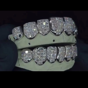 Grilles dentaires en argent 925 serties de moissanite taille princesse, bijoux fins pour hommes, style hip-hop, grilles dentaires personnalisées pour hommes - Product Image 1