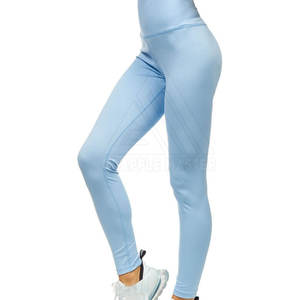 Nouveauté 2024 Leggings de sport pour femmes, couleur unie, mi-longueur, respirants, légers, séchage rapide, grandes tailles - Product Image 3