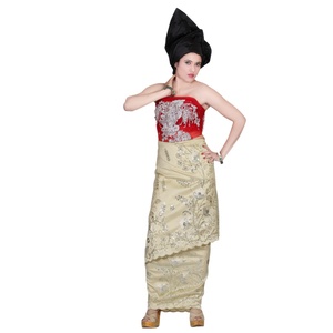 Robe George Wrapper en soie pour femmes à imprimé africain fait à la main de haute qualité avec tête adulte dernière conception - Product Image 1