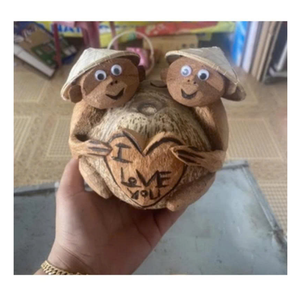 Mono de coco tallado a mano: coco natural vietnamita, artesanía de coco perfecta para una exhibición elegante y un juguete popular a granel - Product Image 5