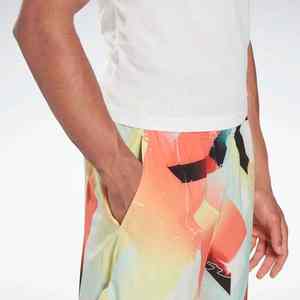 Shorts utilitaires en coton mélangé lourd personnalisés avec des poches pour hommes, décontractés, pour la salle de sport et le streetwear - Product Image 3