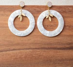 Joyería impermeable de verano al por mayor, aros chapados en oro, pendientes de joyería de acero inoxidable, pendientes de resina coloridos - Product Image 1