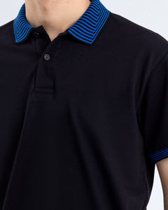 Des chemises personnalisées en gros sont fabriquées à partir de tissus de qualité supérieure comme du coton 100%, des mélanges de polyester et des matériaux évacuant l'humidité - Product Image 3