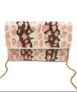 Bolso de mano con cadena cruzada y cuentas de semilla de leopardo rosa, bolso bohemio, bolsos de noche elegantes - Product Image 1