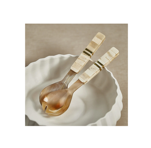 Juego de 2 cucharas de ensalada de resina de cuerno hechas a mano Juego de cubiertos elegantes Ideal para utensilios de cocina Mesa Uso doméstico en el Hotel - Product Image 1