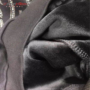 Sudadera para hombre con detalles de diamantes de imitación y aspecto de estilo urbano de calle sudadera brillante con diamantes de imitación para hombre - Product Image 3