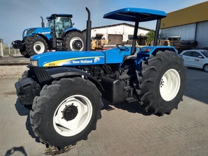 Hermoso Tractor de Ruedas Holland 8030 de 80HP con Motor, Caja de Cambios y Bomba en Venta a Precio Económico - Product Image 3