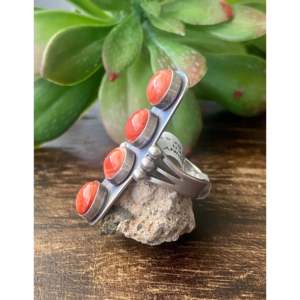 Anillo de hombre Harold Joe Spiny Oys y plata de ley, talla 5, con patrón geométrico y engaste de coral para uso diario - Product Image 4