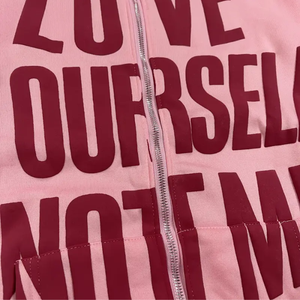 Sudadera con capucha con cremallera y estampado de letras y corazones a la moda para mujer 280GSM ropa de calle transpirable de manga larga sudaderas con capucha de alta calidad al por mayor - Product Image 3