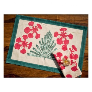 Hot Selling Best Grade Festive Home Decoration Stylish Durable Waterproof Customized Christmas Cotton <b>Table</b> Mat Placemat Set - Product Image 6