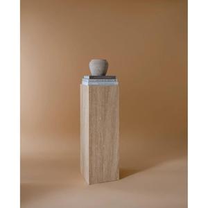 Colonna travertino in marmo Arte