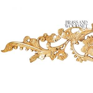 Plaque murale décorative avec ornements en laiton doré Assiette en porcelaine peinte à la main - Product Image 4