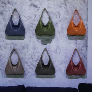 Sac de luxe Hobo pour femmes Sac fourre-tout souple de créateur LHB-0103 à bandoulière en cuir surdimensionné de haute qualité - Product Image 2