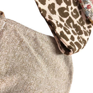 Tissu en coton 150-200gsm imprimé organique écharpe lavable réutilisable masques réglables avec design - Product Image 6