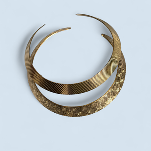 Collares Abiertos de Latón con Patrones - Espiral Grabada, Texturizada Acanalada y en Espiral, Joyería Tribal Boho Dorada - Product Image 2