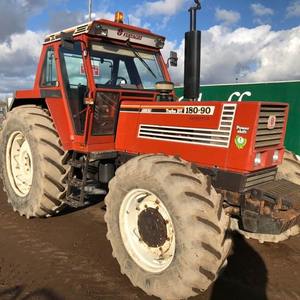 Tracteur Fiat 180-90 à vendre, modèle 1995, Fiat 180-90, tracteur agricole à quatre roues motrices, Fiat 180-90 tracteur de traction. - Product Image 5