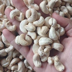 เม็ดมะม่วงหิมพานต์อบแห้งราคาถูก เม็ดมะม่วงหิมพานต์ W180 W240 W320 คัจจู บาดัม ซานติโก - Product Image 1