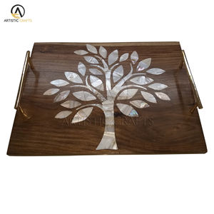 Plateau de service rectangulaire fait main avec poignée en laiton |   Vaisselle jetable en bois d'acacia et nacre pour la maison, les restaurants et l'hôtellerie, spécial Ramadan - Product Image 3