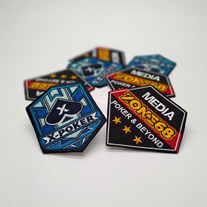 Écussons de broderie de support adhésif invisibles insignes tissés étiquettes temporaires amovibles étiquette de vêtements durables lavables pour t-shirt en jersey - Product Image 2