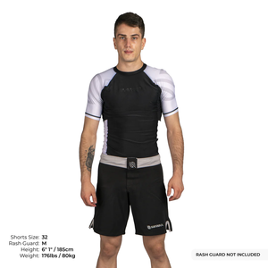 Cómodos pantalones cortos de MMA y boxeo, diseño personalizado, estampado de gimnasio sublimado, estilo informal con tela y bolsillos de lucha populares - Product Image 3