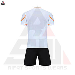 Diseño personalizado conjunto completo uniforme de fútbol para hombres de alta calidad equipo de fútbol juvenil camisetas de fútbol uniforme de fútbol - Product Image 4