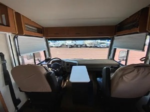 Camping-car F-l-e-e-t-w-o-o-d RV F-l-a-i-r 26D d'occasion de 2016 prêt à être vendu - Product Image 5