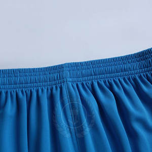 Fabricante de Fábrica, Servicio OEM, Conjuntos de Uniformes de Fútbol Personalizados, Último Diseño, 100% Poliéster, Secado Rápido y Transpirable, para Hombre Adulto - Product Image 5