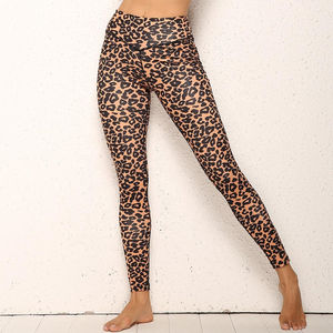 Ensemble de yoga pour femmes, taille haute, uni, léger, personnalisé, vêtements de sport de fitness, séchage rapide, respirant, grande taille - Product Image 4