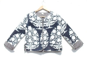 Chaqueta con Forro Reversible Acolchada Unisex, Abrigo Vintage Floral de Retazos con Relleno de Algodón, Idea de Regalo de Estilo Moderno - Product Image 6