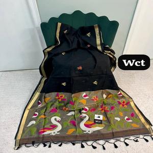 Sari en lin indien doux pour femmes avec un riche tissage en zari Meena, pallu en tissu, bordure en zari, motif Meena Butti sur toute la surface - Product Image 1