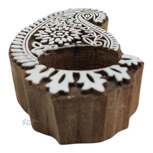Smart Fashion Deal Handmade Eco-Friendly Wooden Pineapple-<b>Shaped</b> 2-Color Printed <b>Block</b> Tealight Holder (Without Tealight Candle) - Product Image 3