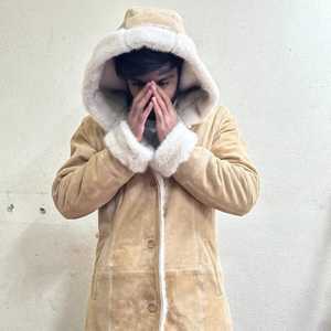 เสื้อโค้ทหนังแกะสีน้ำตาลสำหรับผู้ชาย Shenra - เสื้อแจ็คเก็ตมีฮู้ดบุขนสำหรับฤดูหนาวเพื่อป้องกันอากาศหนาวเย็น - เสื้อแจ็คเก็ตหนังกลับบุขนแกะ - Product Image 1